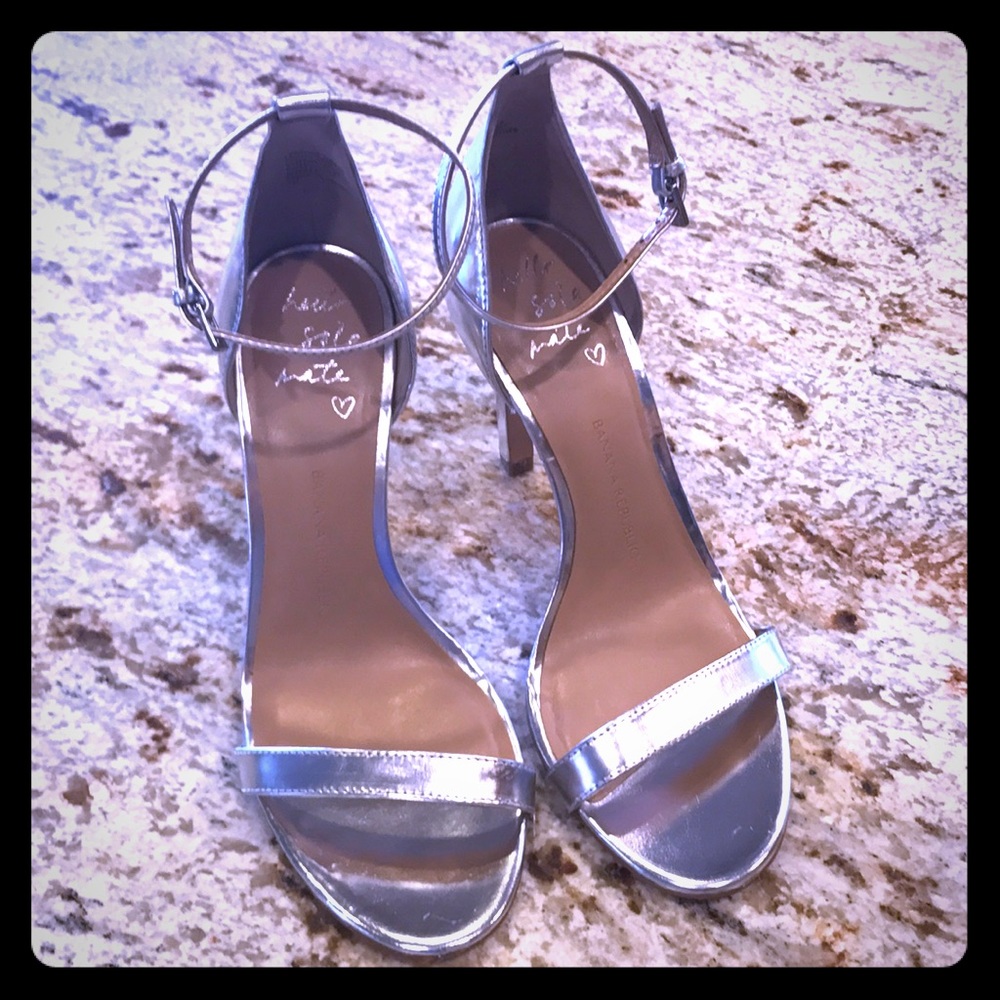 Silver Banana Republic Sandals